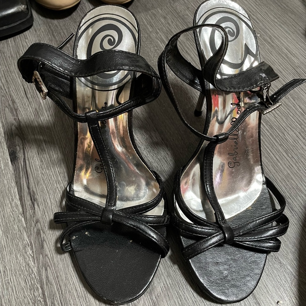 Gabriella Rocha Black Strap Open Toe Heels, Size 8